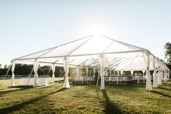 Tentes d'événement en PVC Litong haute résistance à la traction Tentes de mariage en plein air 20x40 avec rideau latéral